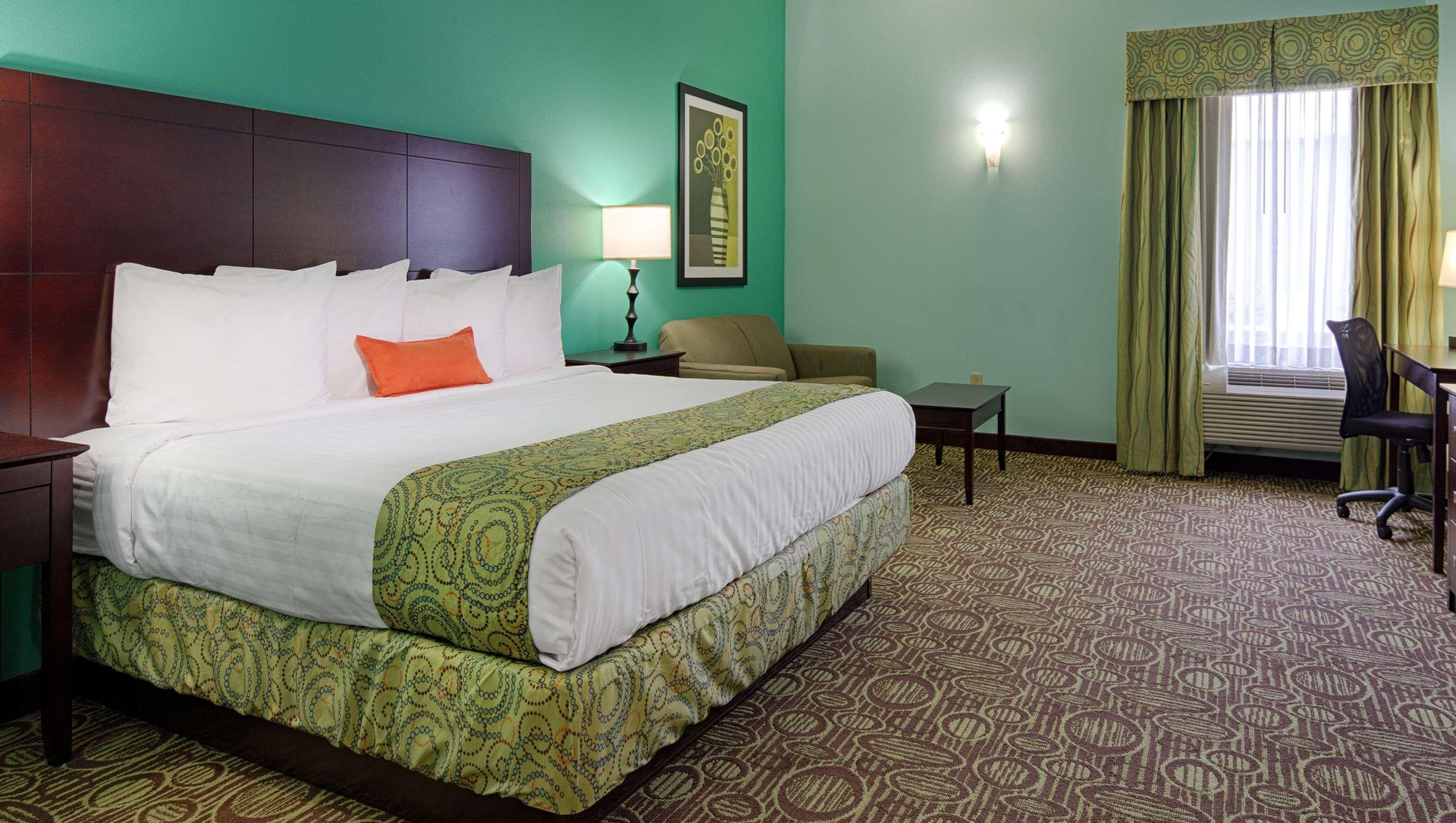 Best Western Plus Glen Allen Inn Экстерьер фото
