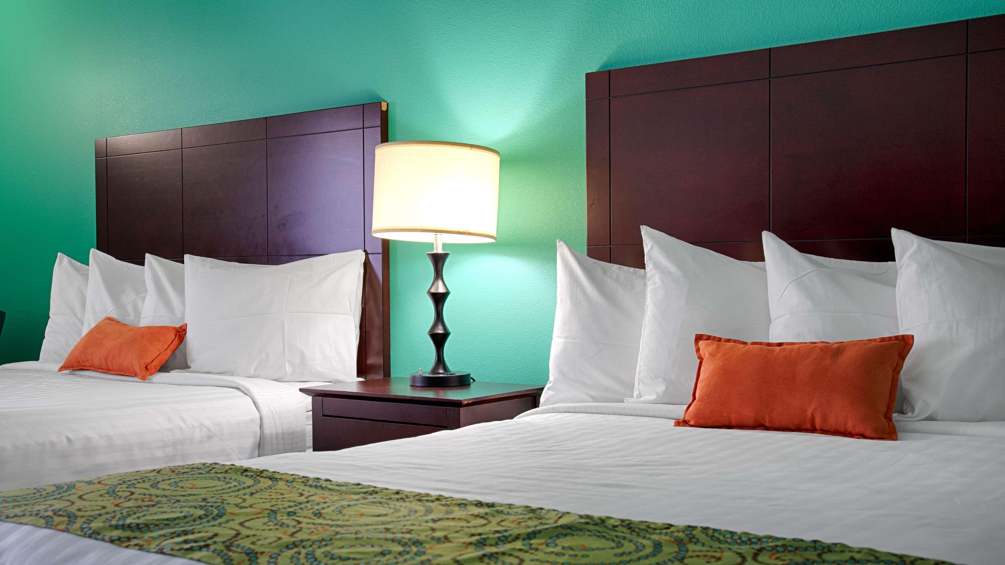 Best Western Plus Glen Allen Inn Экстерьер фото
