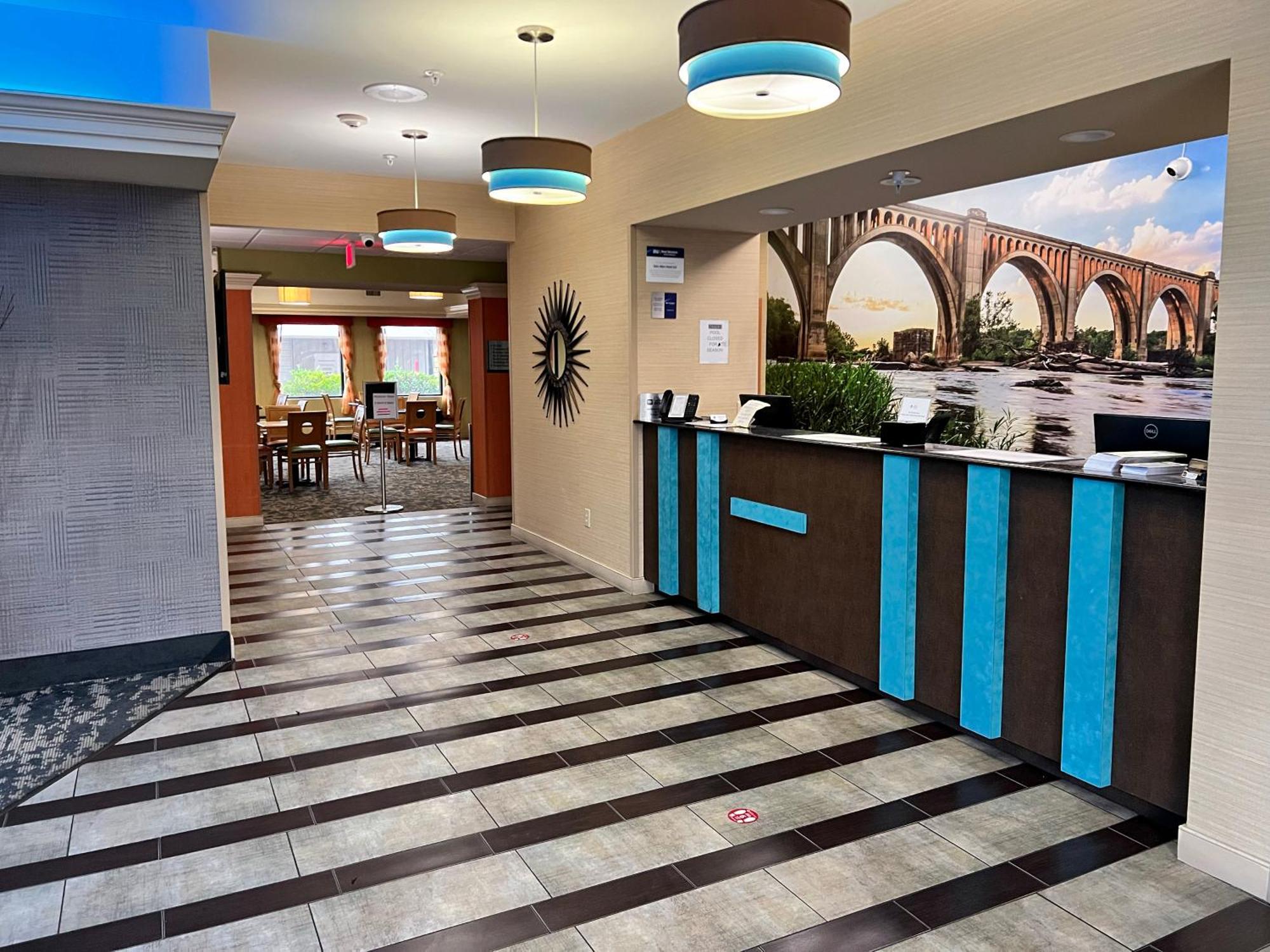 Best Western Plus Glen Allen Inn Экстерьер фото